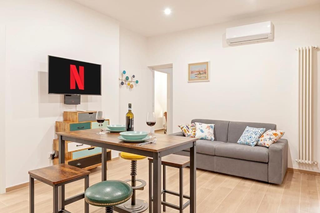 Apartment 5 Minuti Dal Porto Cityandsea